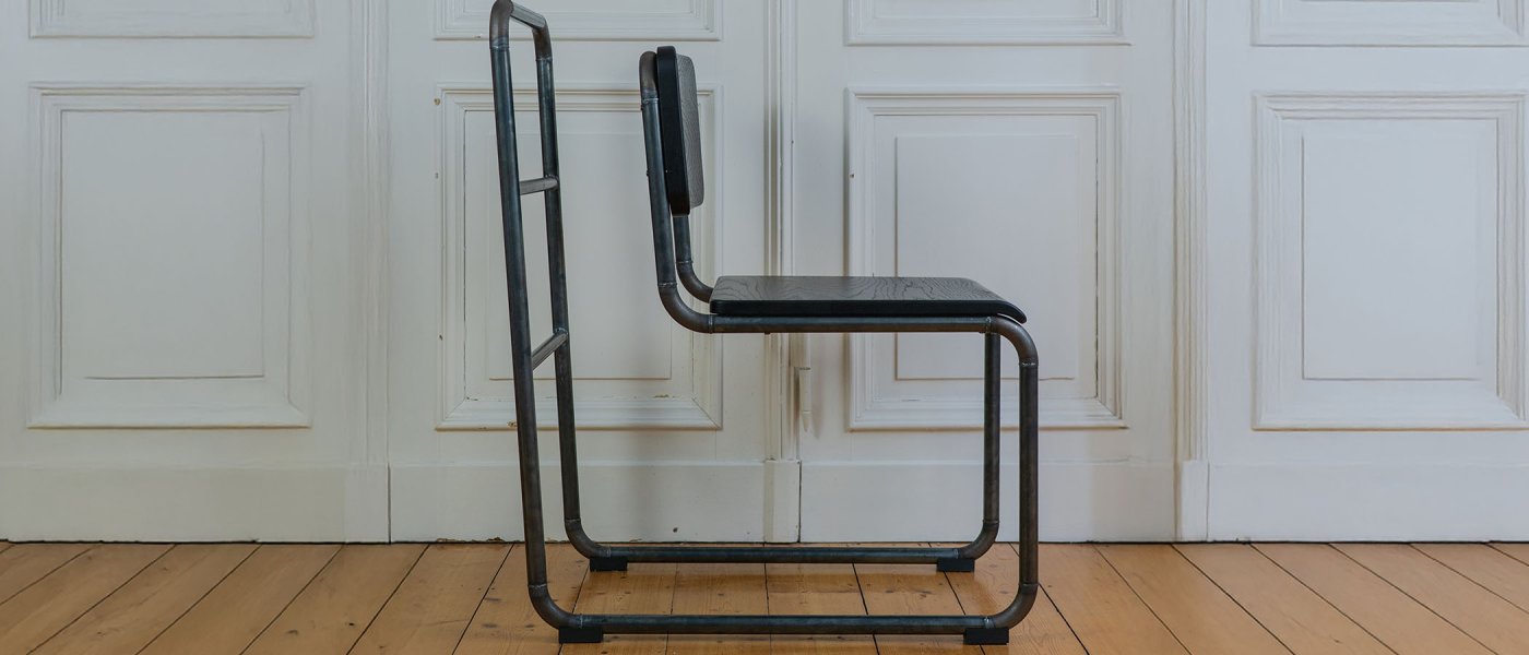 UWID | Clothing Chair C26