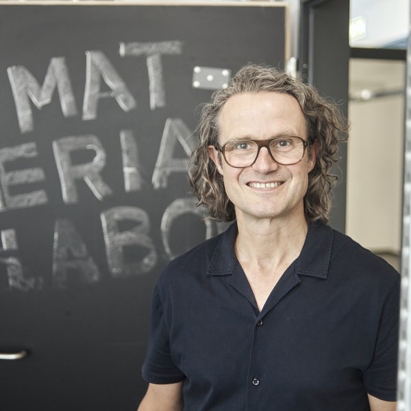 Prof. Dipl.-Ing. Dipl.-Des. Andreas Kalweit